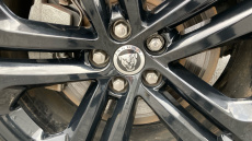 Jaguar F-Pace 2.0 D200 R-Dynamic HSE Black 5dr Auto AWD Diesel Estate